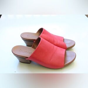 NWOT Bueno Simone sandals